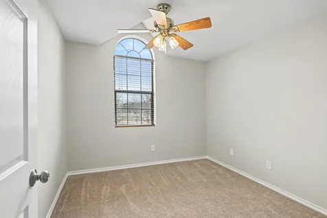10101 Round Hill Road Fort Worth TX 76131