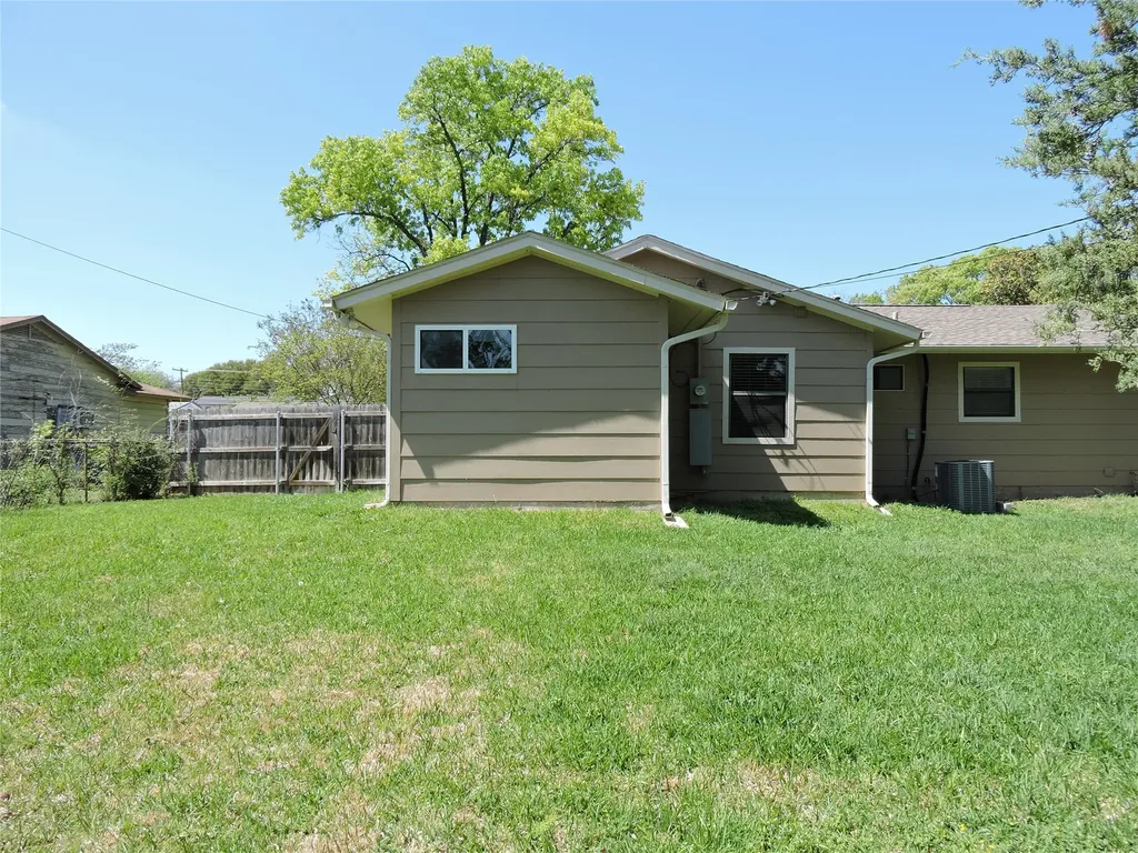 12238 Oberlin Drive Dallas TX 75243