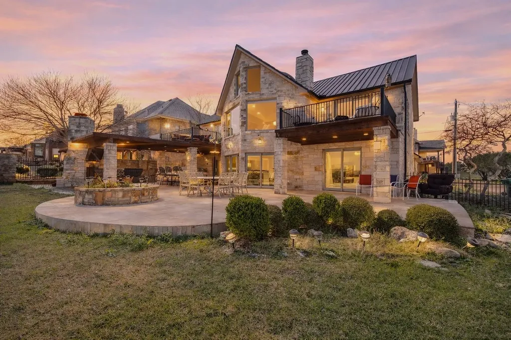 140 Oyster Bay Possum Kingdom Lake TX 76449