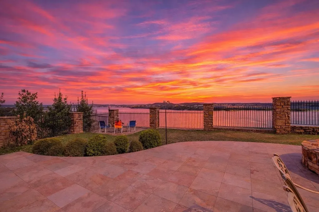 140 Oyster Bay Possum Kingdom Lake TX 76449