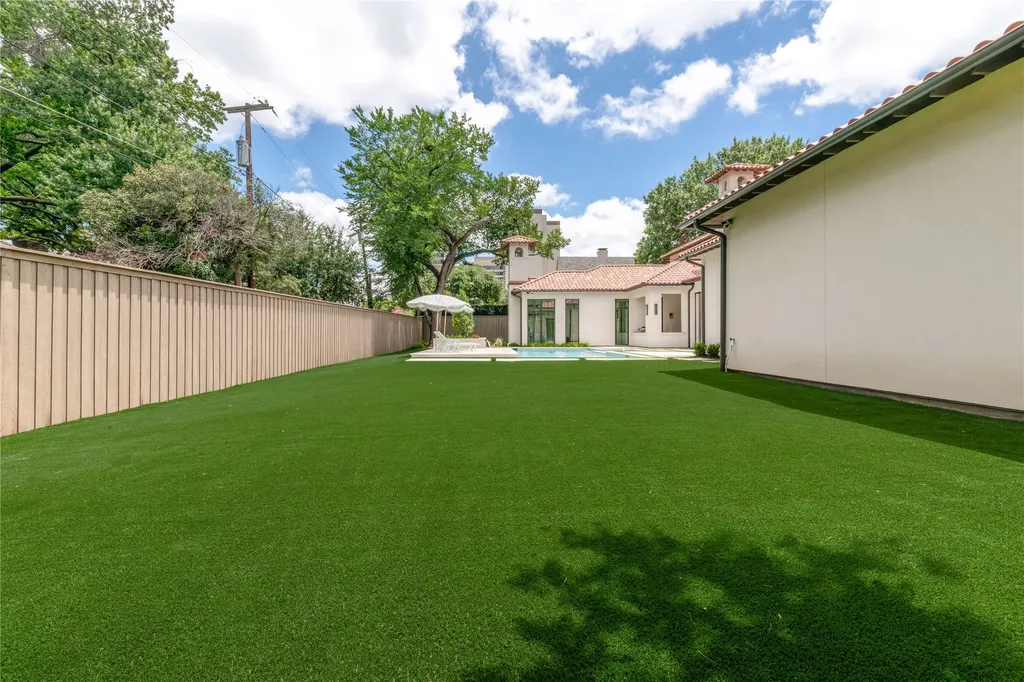 5807 Glen Falls Lane Dallas TX 75209