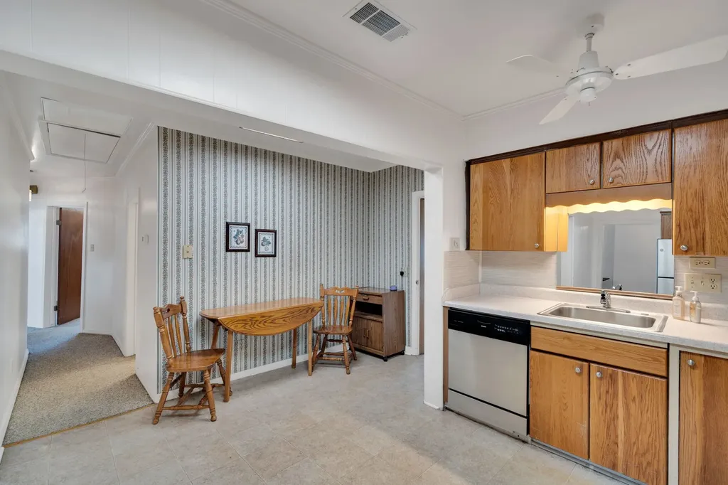 508 E Henderson Street Itasca TX 76055