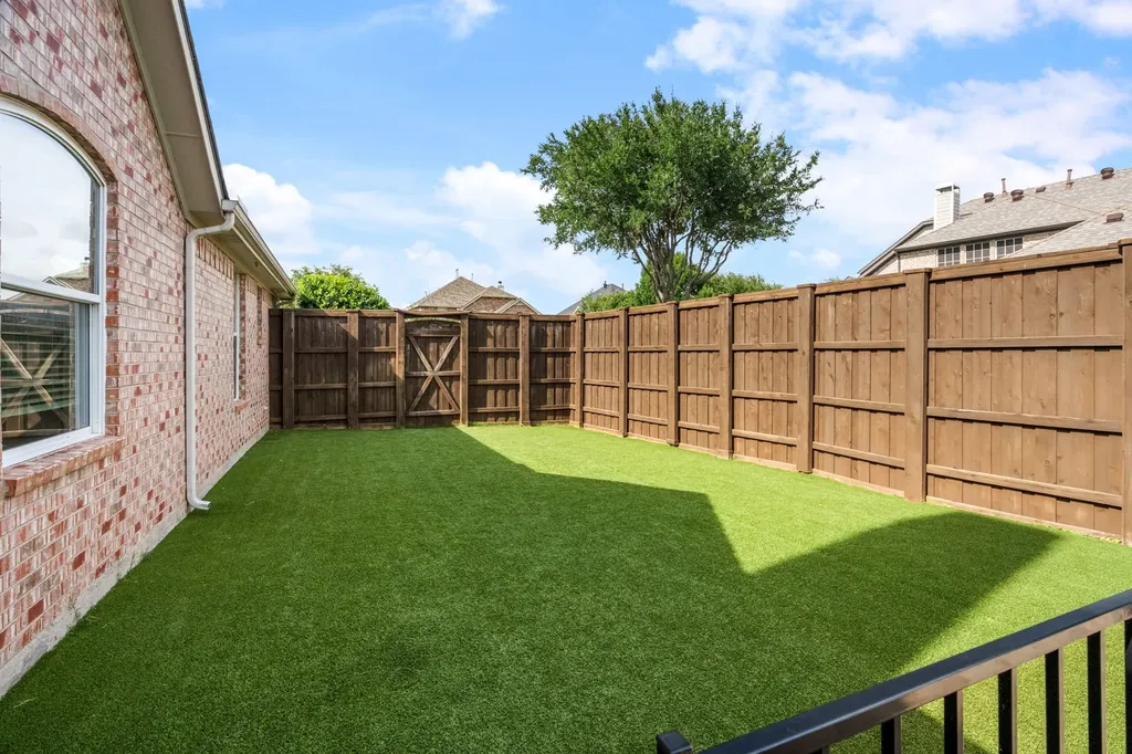 2749 Marshall Drive Frisco TX 75033