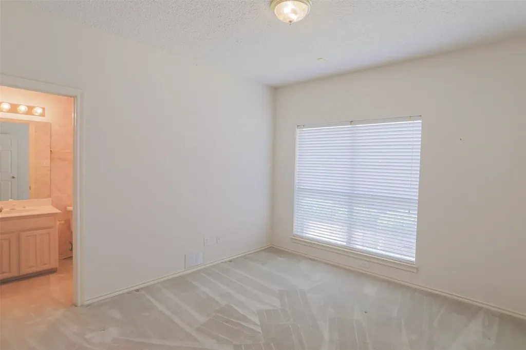 7005 Meadowside Road S Fort Worth TX 76132