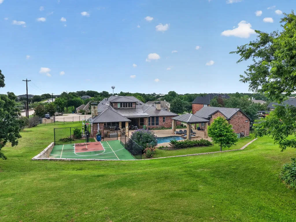 102 W Carruth Lane Double Oak TX 75077