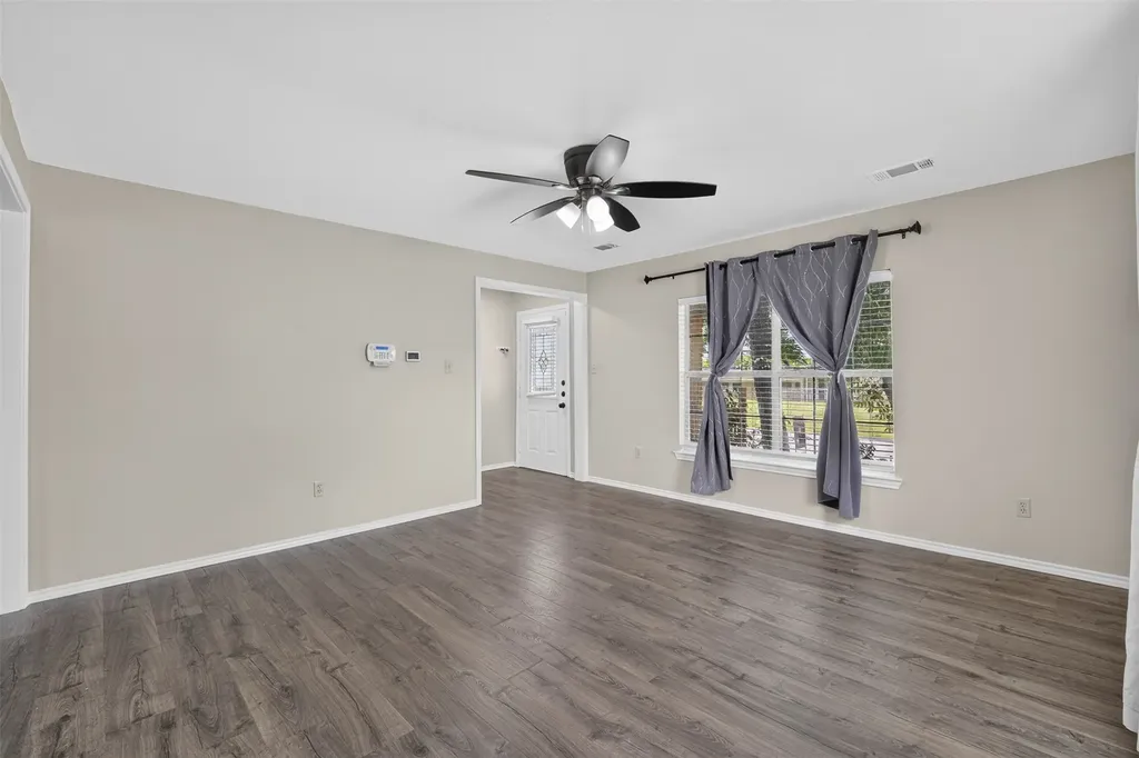 1914 Stanford Street Greenville TX 75401