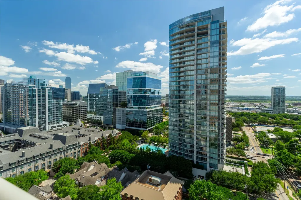 2300 Wolf Street Dallas TX 75201
