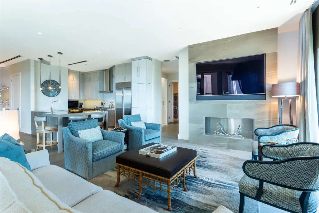 2300 Wolf Street Dallas TX 75201