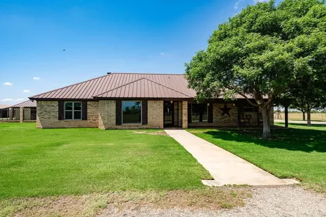 4946 County Road 410 Hawley TX 79525