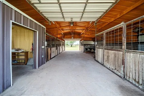 4946 County Road 410 Hawley TX 79525