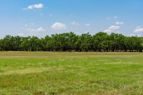 4946 County Road 410 Hawley TX 79525