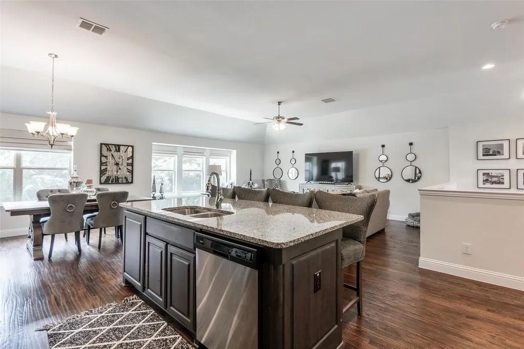 2513 Gramercy Park Drive Flower Mound TX 75028