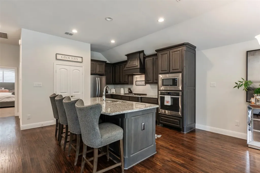 2513 Gramercy Park Drive Flower Mound TX 75028
