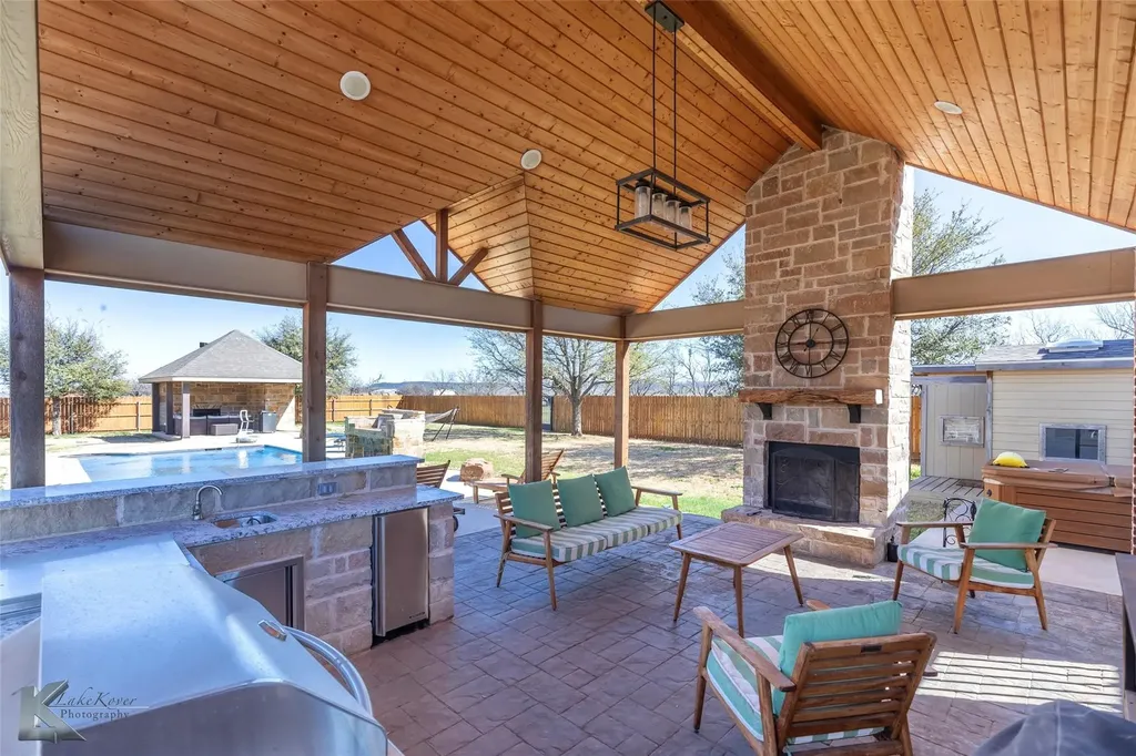 357 County Road 337 Tuscola TX 79562