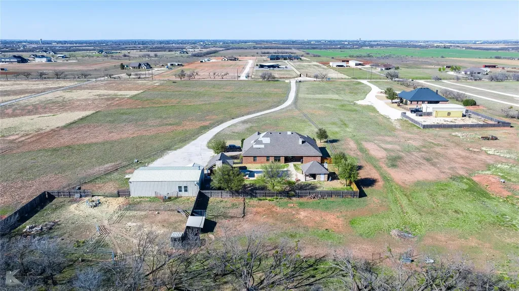 357 County Road 337 Tuscola TX 79562