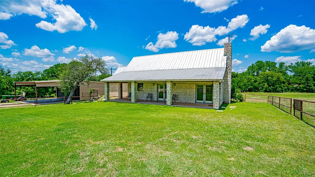 1330 County Road 306 Rainbow TX 76077