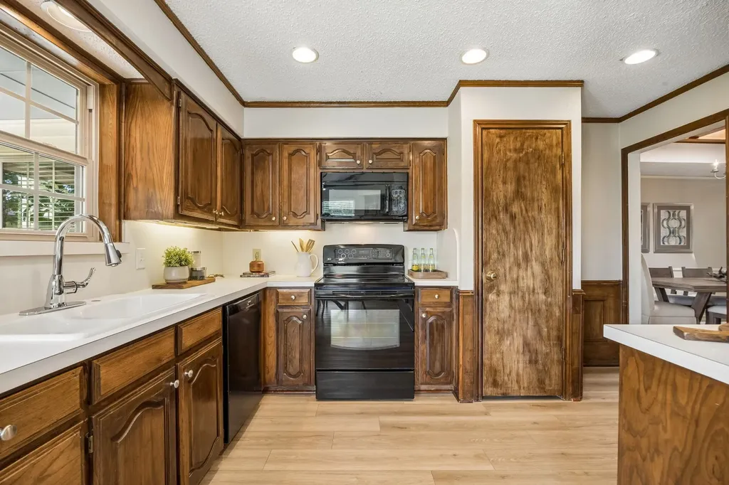 2723 Dali Drive Dallas TX 75287