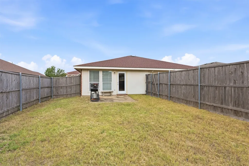640 Canyon Place Desoto TX 75115