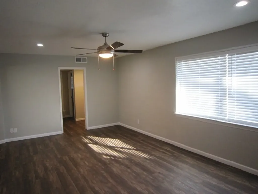 1610 Toplea Drive Euless TX 76040