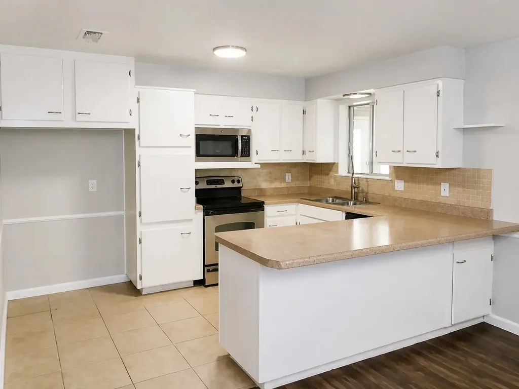 1610 Toplea Drive Euless TX 76040