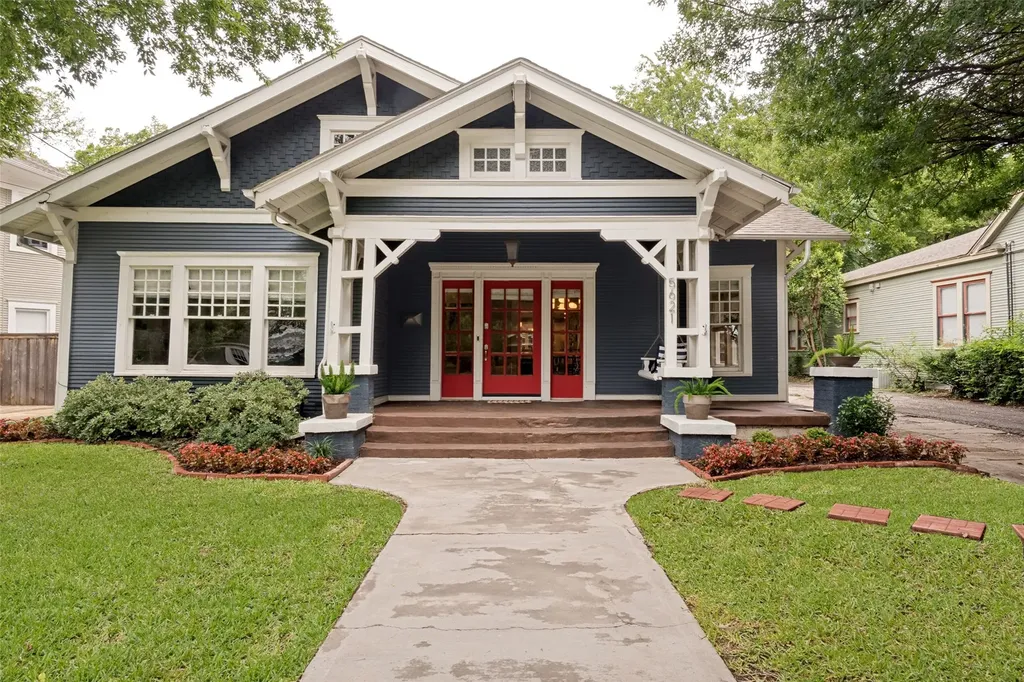 5621 Tremont Street Dallas TX 75214