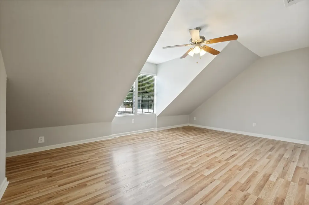 5621 Tremont Street Dallas TX 75214