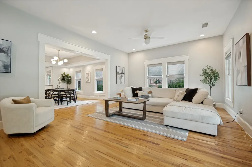 5621 Tremont Street Dallas TX 75214
