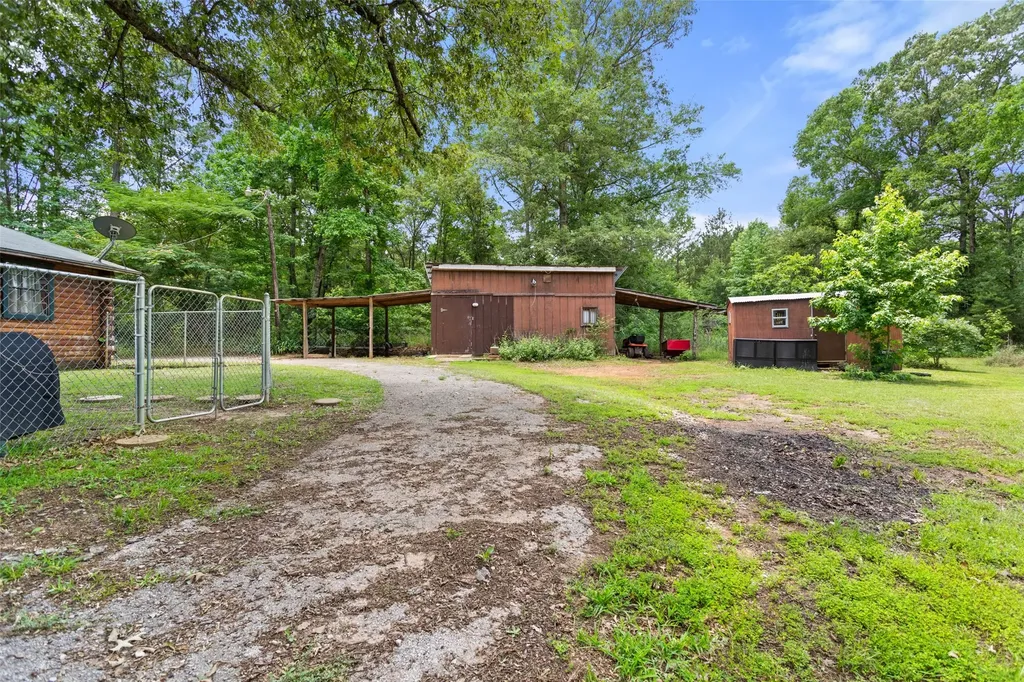 24087 Fm 15 Troup TX 75789