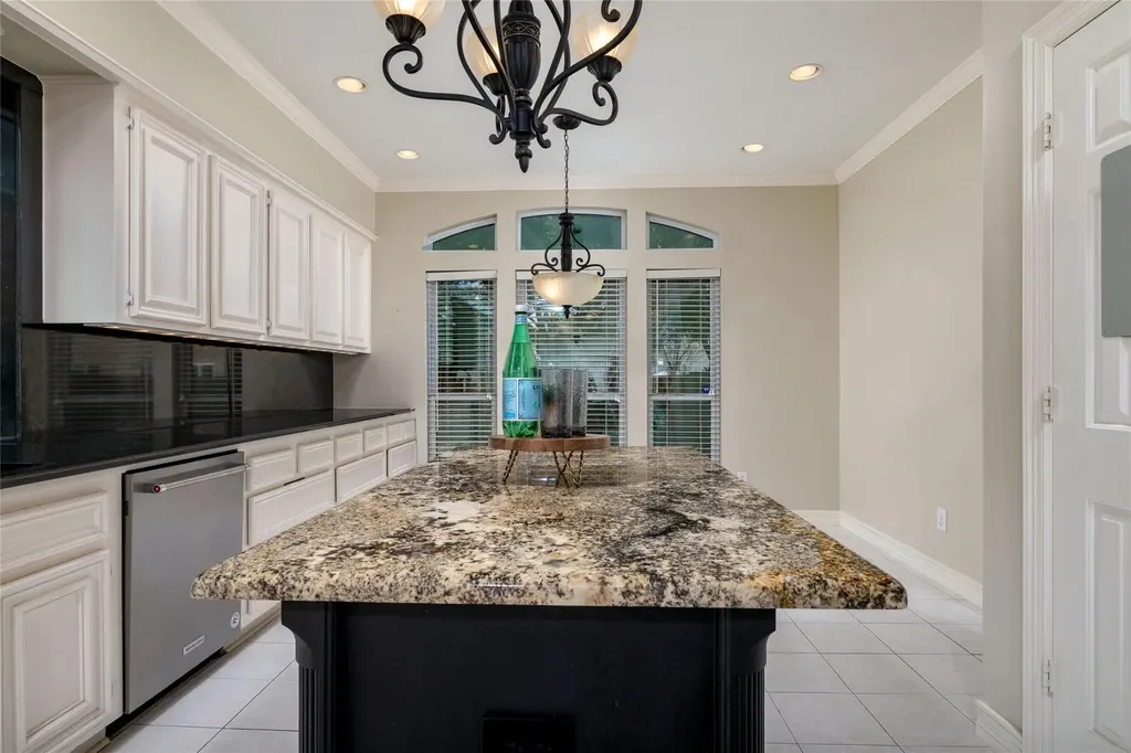 6705 Savannah Lane Fort Worth TX 76132