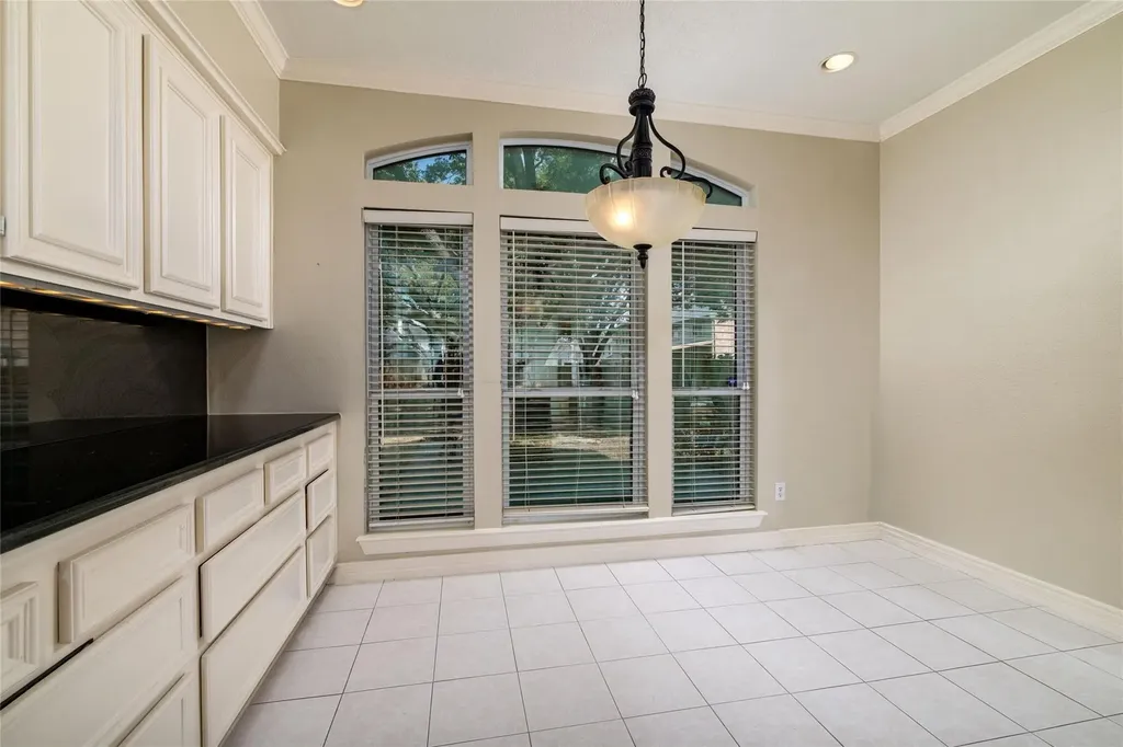 6705 Savannah Lane Fort Worth TX 76132
