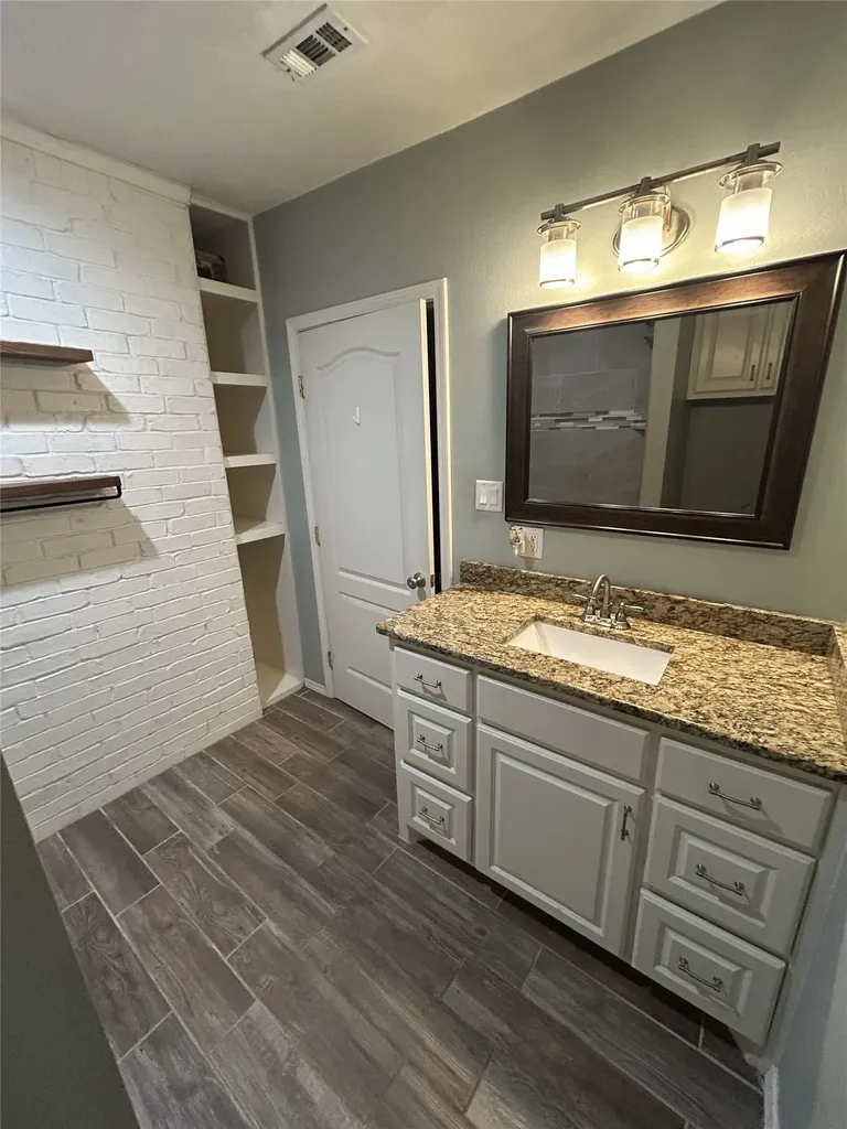 601 Highland Oaks Street Mount Vernon TX 75457