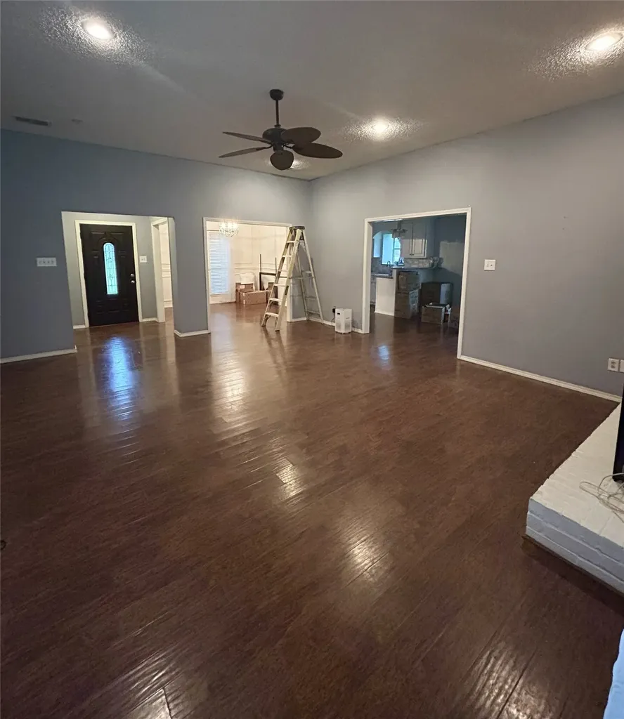 601 Highland Oaks Street Mount Vernon TX 75457