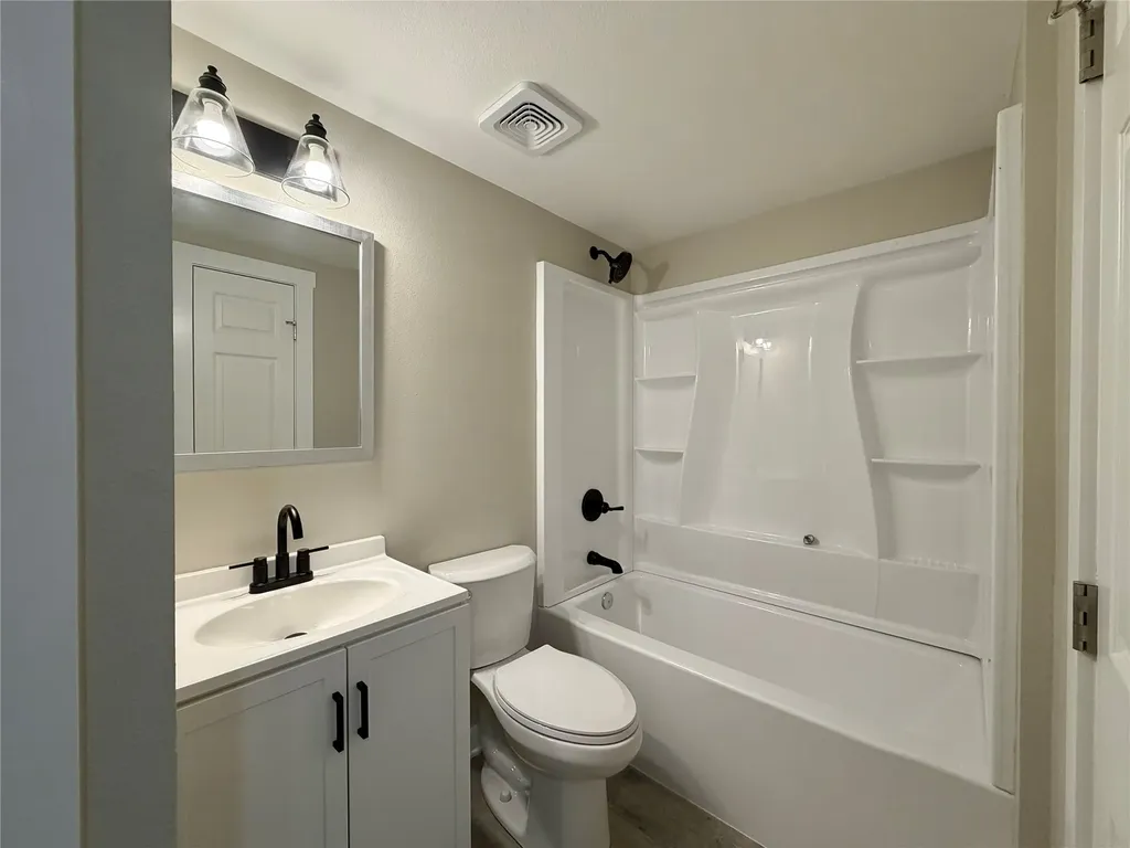 615 Smith Circle Point TX 75472