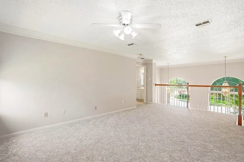 2421 Bowie Lane Grapevine TX 76051