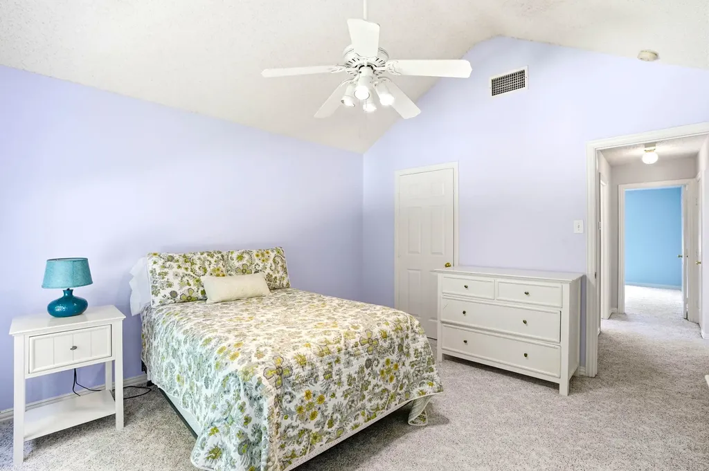 2421 Bowie Lane Grapevine TX 76051