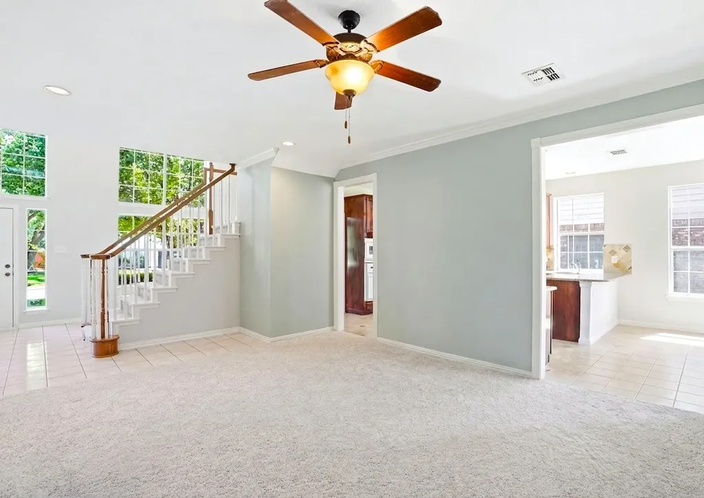2421 Bowie Lane Grapevine TX 76051