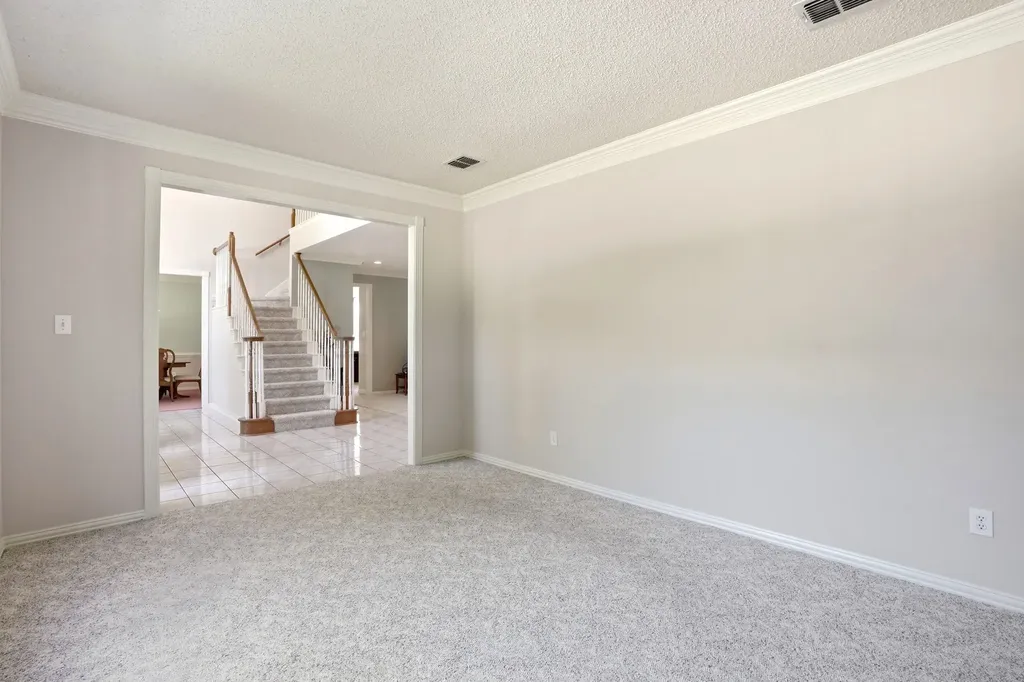 2421 Bowie Lane Grapevine TX 76051