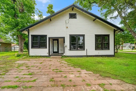 403 Monroe Deport TX 75434