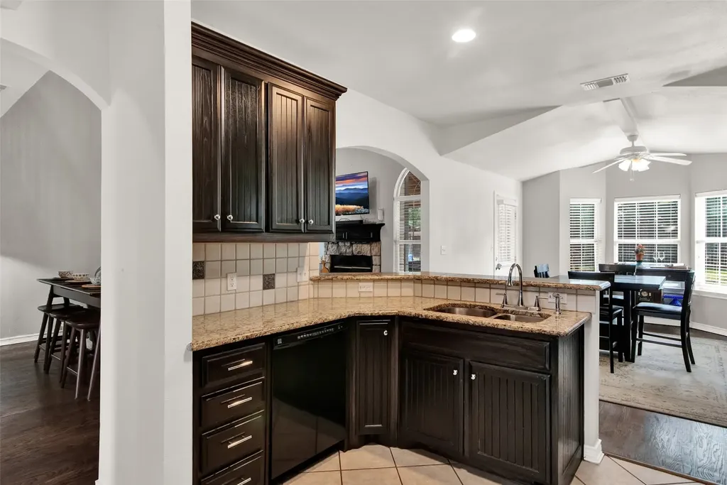 496 Brandon Way Pottsboro TX 75076