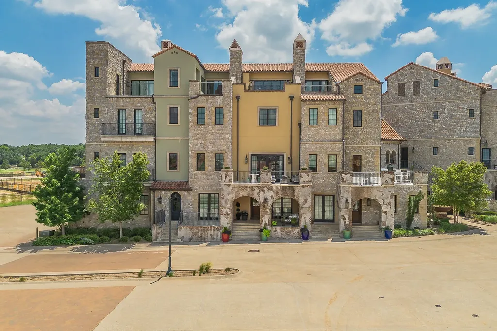 61 Cortes Drive Westlake TX 76262