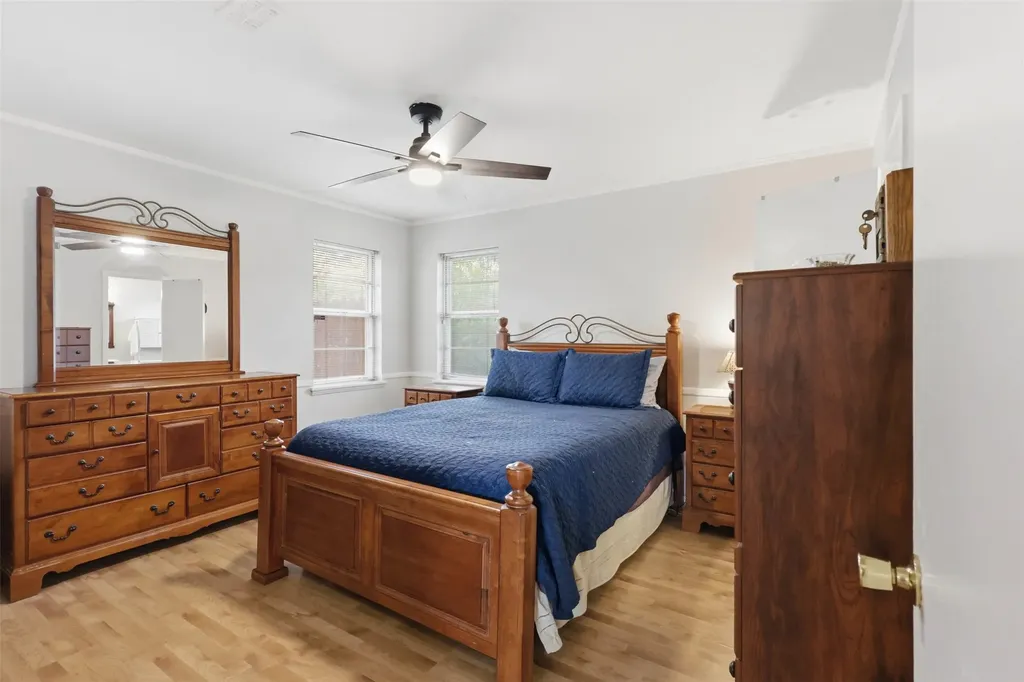 6104 Cliffside Drive Edgecliff Village TX 76134