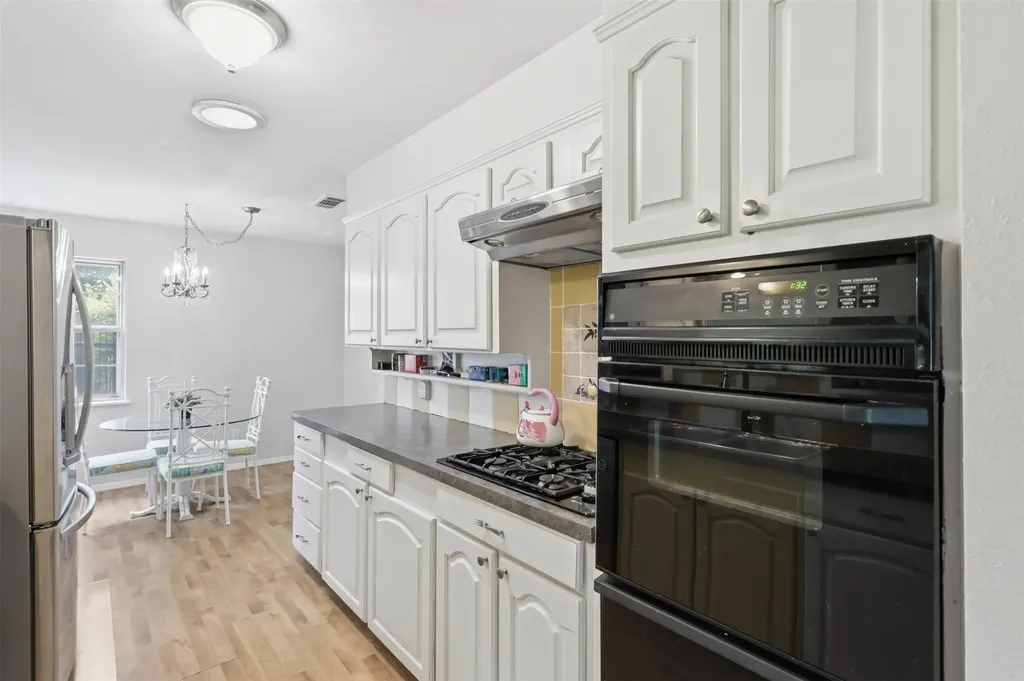 6104 Cliffside Drive Edgecliff Village TX 76134