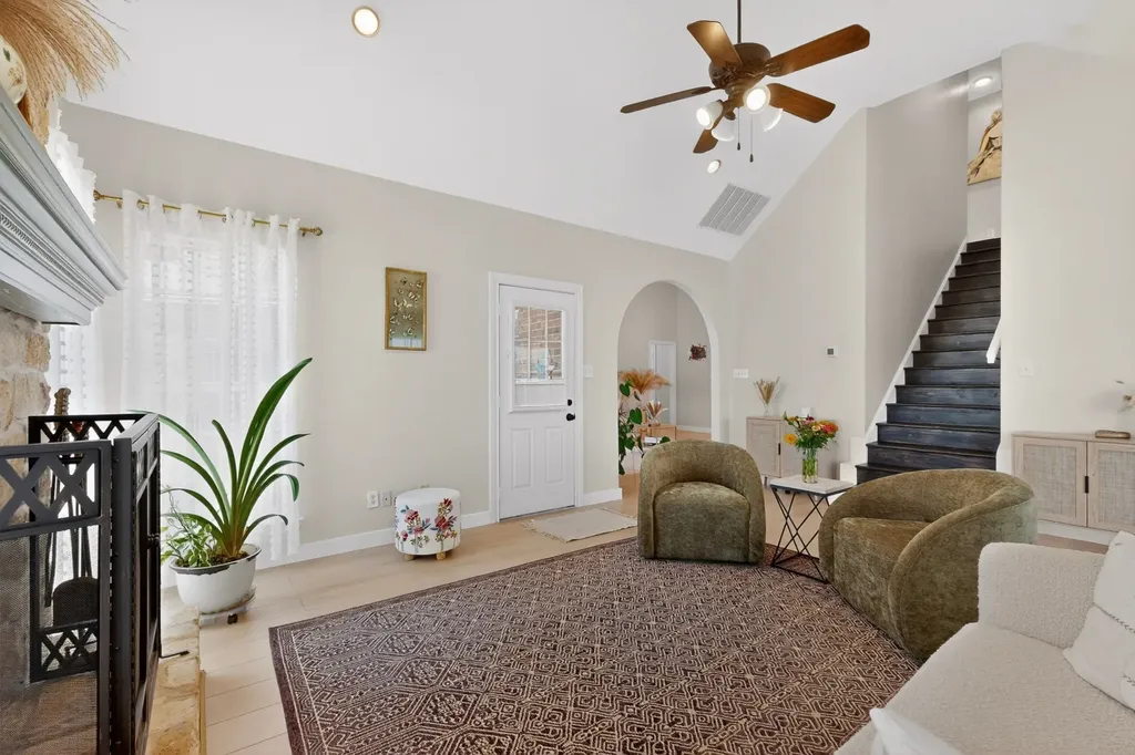 15144 Delaney Lane Talty TX 75126