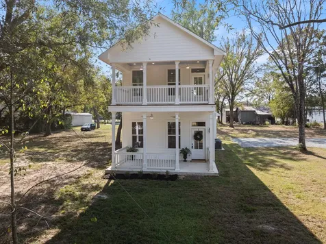 655 N Soda Street Jefferson TX 75657