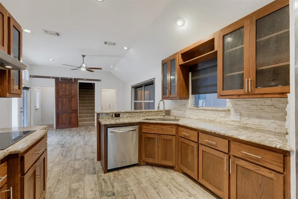 9108 High Oaks Drive North Richland Hills TX 76182