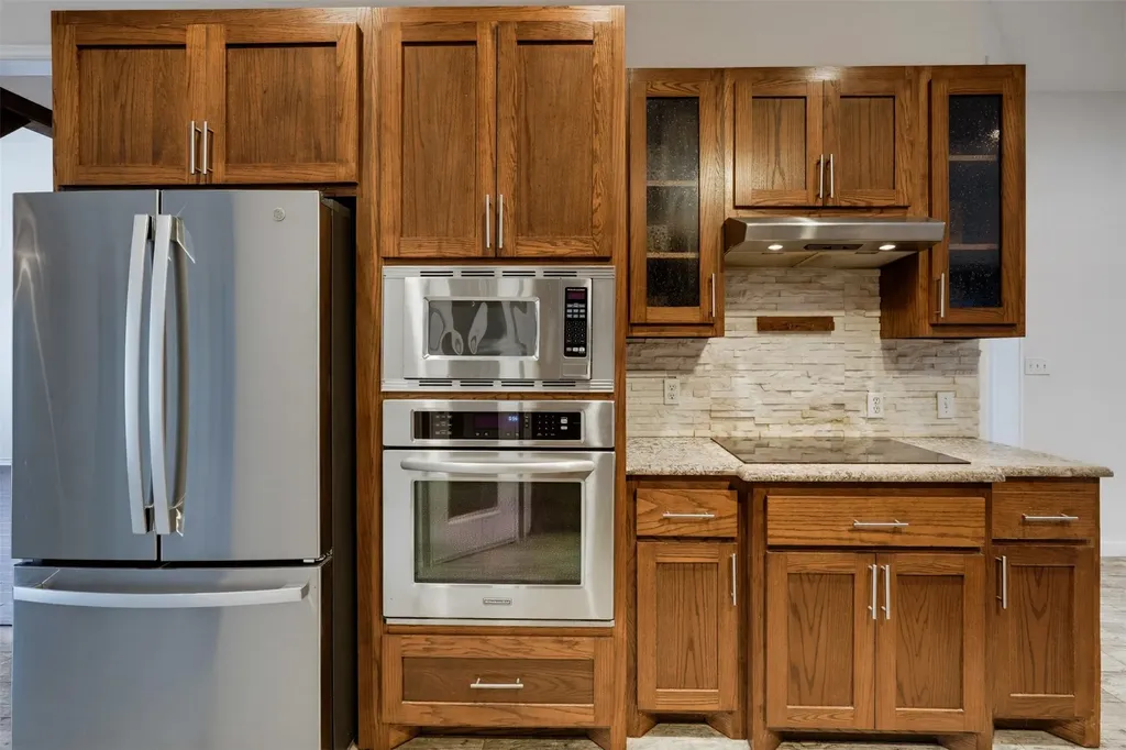 9108 High Oaks Drive North Richland Hills TX 76182