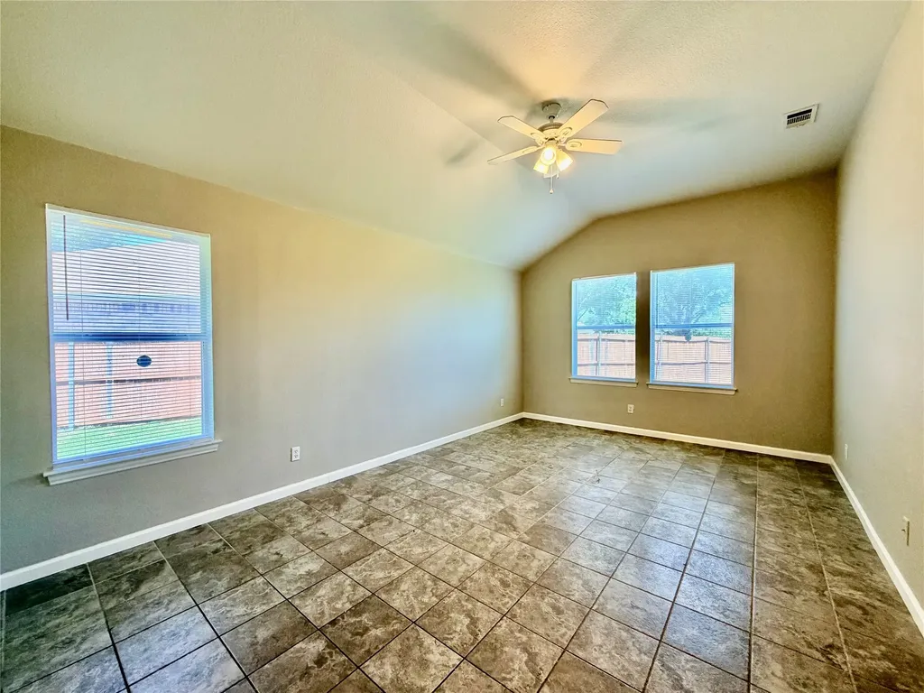 1412 La Mirada Denton TX 76208