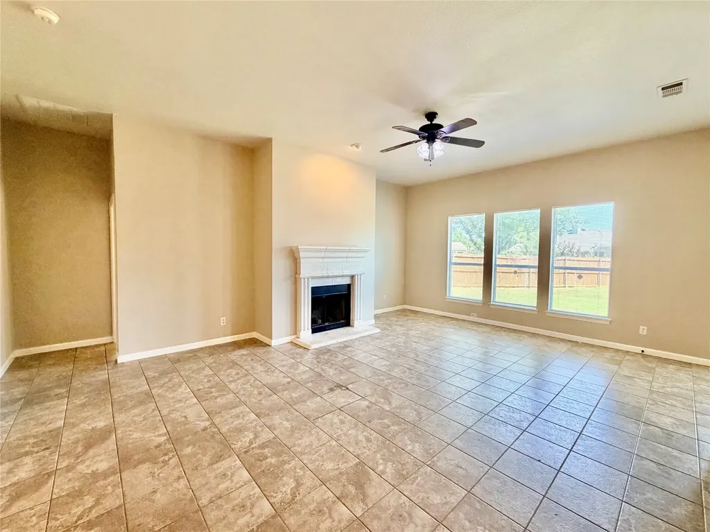 1412 La Mirada Denton TX 76208