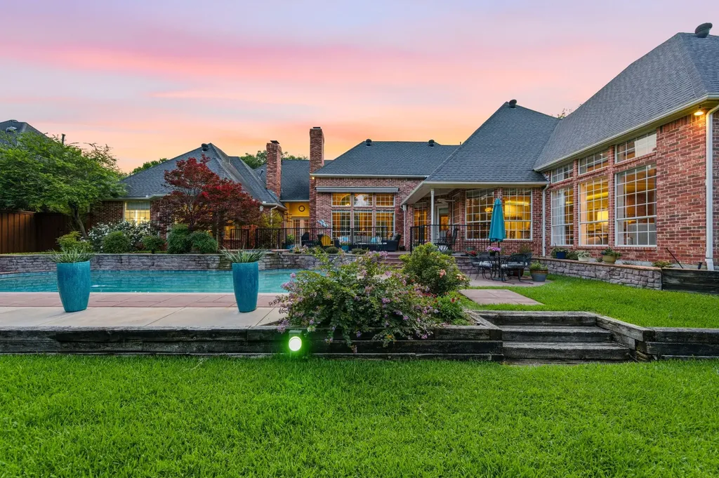 14908 Bellbrook Drive Addison TX 75254