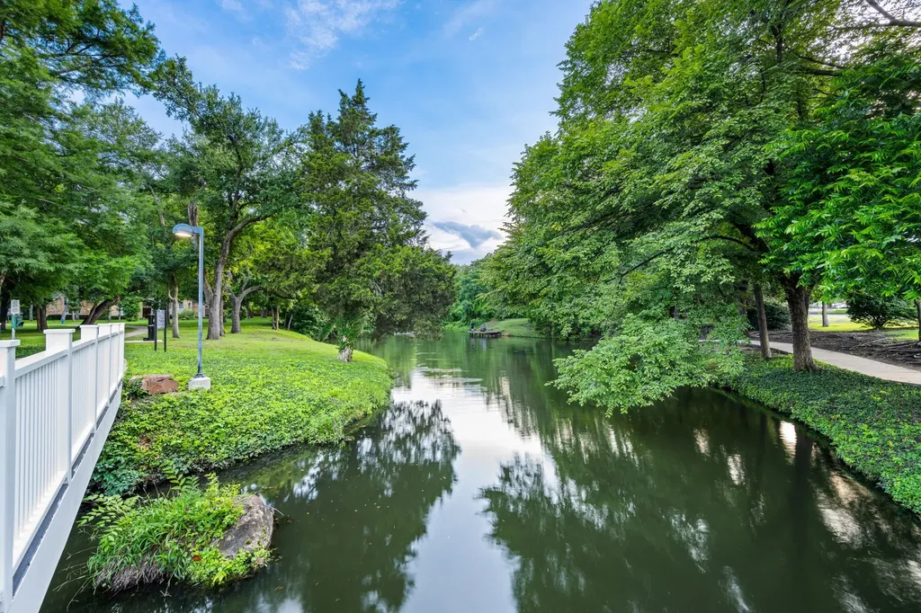 14908 Bellbrook Drive Addison TX 75254
